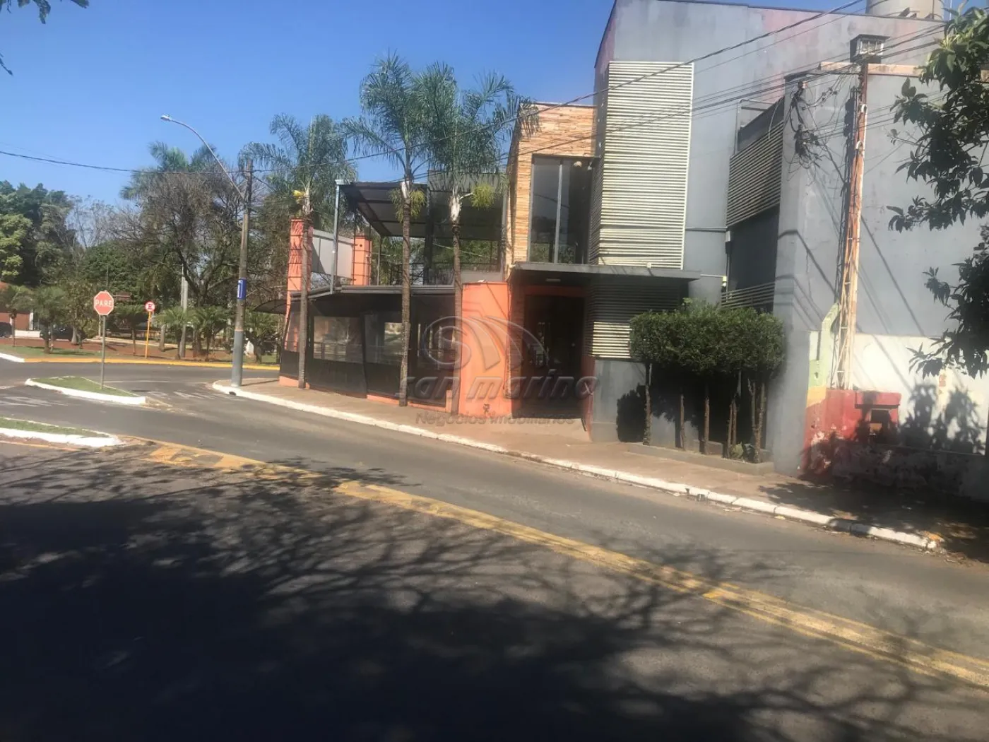 Comerciais / Pr&eacute;dio em Jaboticabal - foto 1