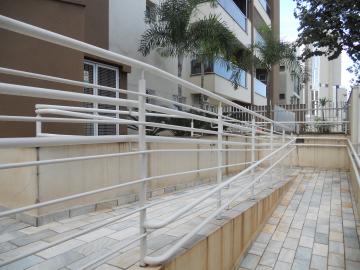Apartamentos / Padr&atilde;o em Ribeir&atilde;o Preto - foto 23
