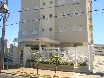 Alugar Apartamentos / Padr&atilde;o em Jaboticabal. apenas R$ 1.900,00