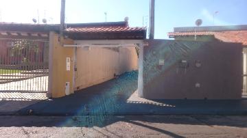 Alugar Casas / Padr&atilde;o em Jaboticabal. apenas R$ 450.000,00