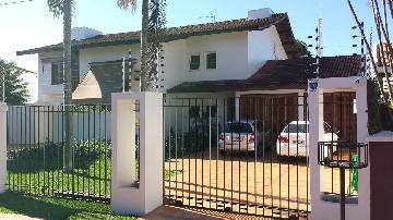 Alugar Casas / Padr&atilde;o em Jaboticabal. apenas R$ 1.800.000,00
