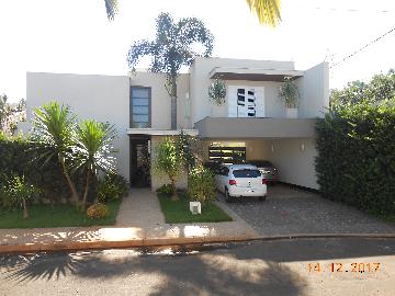 Alugar Casas / Condom&iacute;nio em Jaboticabal. apenas R$ 2.200.000,00