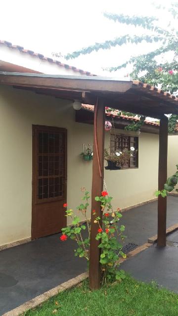 Casas / Padr&atilde;o em Jaboticabal - foto 3