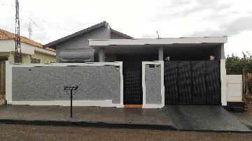 Alugar Casas / Padr&atilde;o em Jaboticabal. apenas R$ 320.000,00
