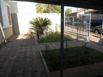 Casas / Padr&atilde;o em Jaboticabal - foto 2