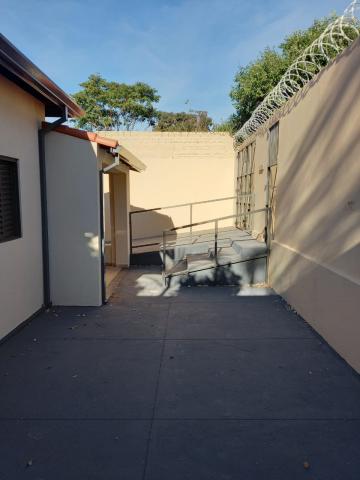 Casas / Padr&atilde;o em Jaboticabal - foto 1