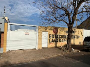 Alugar Comerciais / &Aacute;rea em Jaboticabal. apenas R$ 2.800,00
