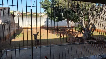 Casas / Padr&atilde;o em Jaboticabal - foto 2