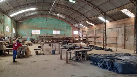 Comerciais / Galp&atilde;o em Jaboticabal - foto 26