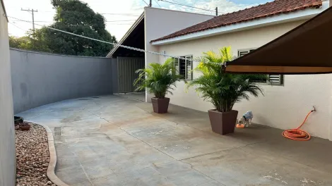 Casas / Padr&atilde;o em Jaboticabal - foto 3