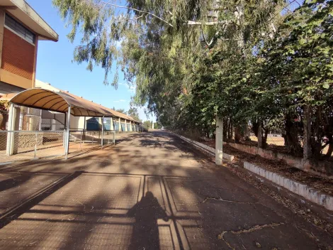 Comerciais / Pr&eacute;dio em Jaboticabal - foto 1