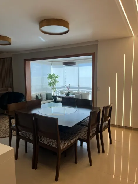 Alugar Apartamentos / Padrão em Jaboticabal. apenas R$ 870.000,00