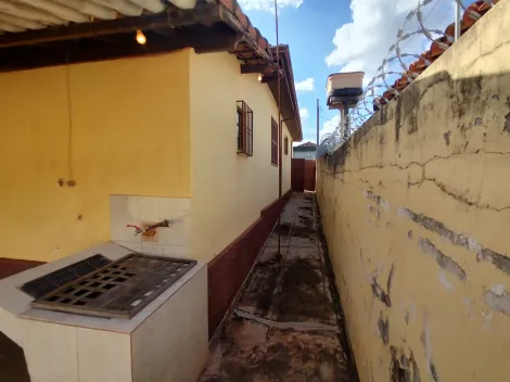 Casas / Padrão em Jaboticabal - foto 2