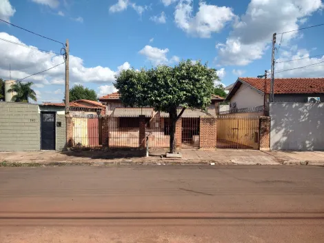 Alugar Casas / Padrão em Jaboticabal. apenas R$ 180.000,00