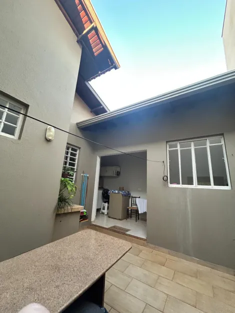 Casas / Padr&atilde;o em Jaboticabal - foto 3