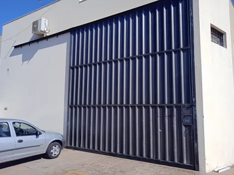 Comerciais / Galp&atilde;o em Jaboticabal - foto 1