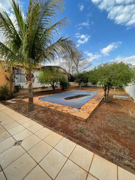 Casas / Padr&atilde;o em Jaboticabal - foto 16