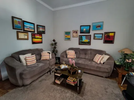 Alugar Casas / Padrão em Jaboticabal. apenas R$ 450.000,00