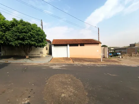 Alugar Casas / Padr&atilde;o em Jaboticabal. apenas R$ 300.000,00