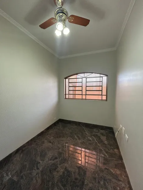 Casas / Padr&atilde;o em Jaboticabal - foto 16