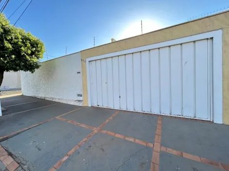 Comprar Casas / Padr&atilde;o em Jaboticabal. apenas R$ 800.000,00
