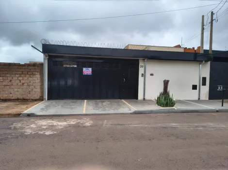 Alugar Casas / Padr&atilde;o em Jaboticabal. apenas R$ 400.000,00