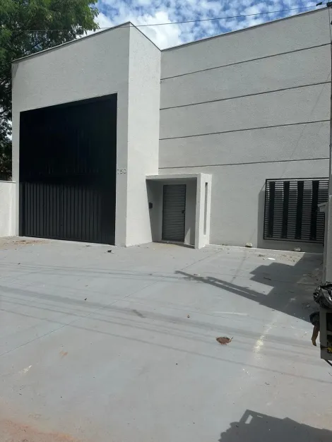 Comerciais / Galp&atilde;o em Jaboticabal - foto 1