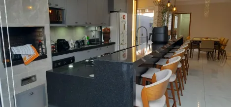 Casas Condom&iacute;nio