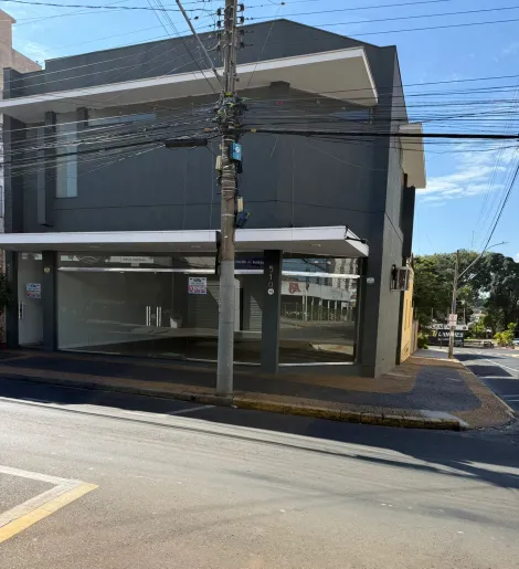 Comerciais / Pr&eacute;dio em Jaboticabal - foto 1