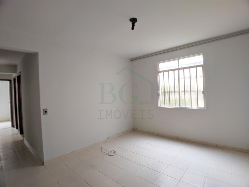 Comprar Apartamentos / Padr&atilde;o em Po&ccedil;os de Caldas R$ 180.000,00 - Foto 2