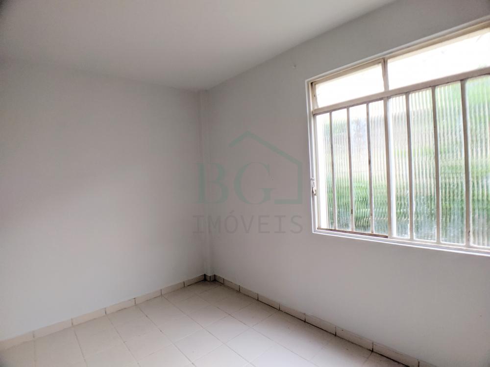 Comprar Apartamentos / Padr&atilde;o em Po&ccedil;os de Caldas R$ 180.000,00 - Foto 6