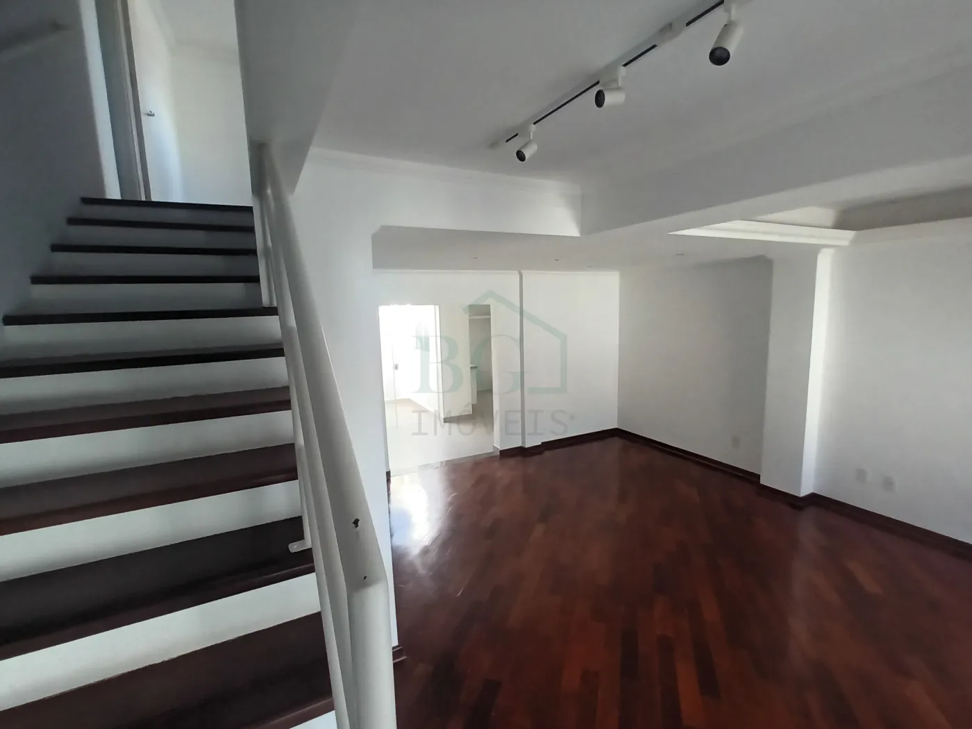 Comprar Casas / Padr&atilde;o em Po&ccedil;os de Caldas R$ 790.000,00 - Foto 7