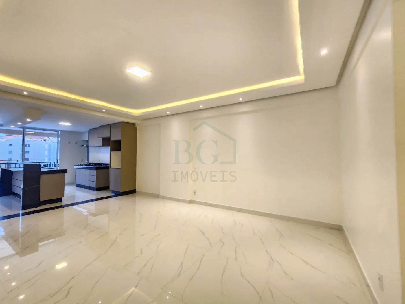 Apartamento, 3 quartos, 215 m² - Foto 2