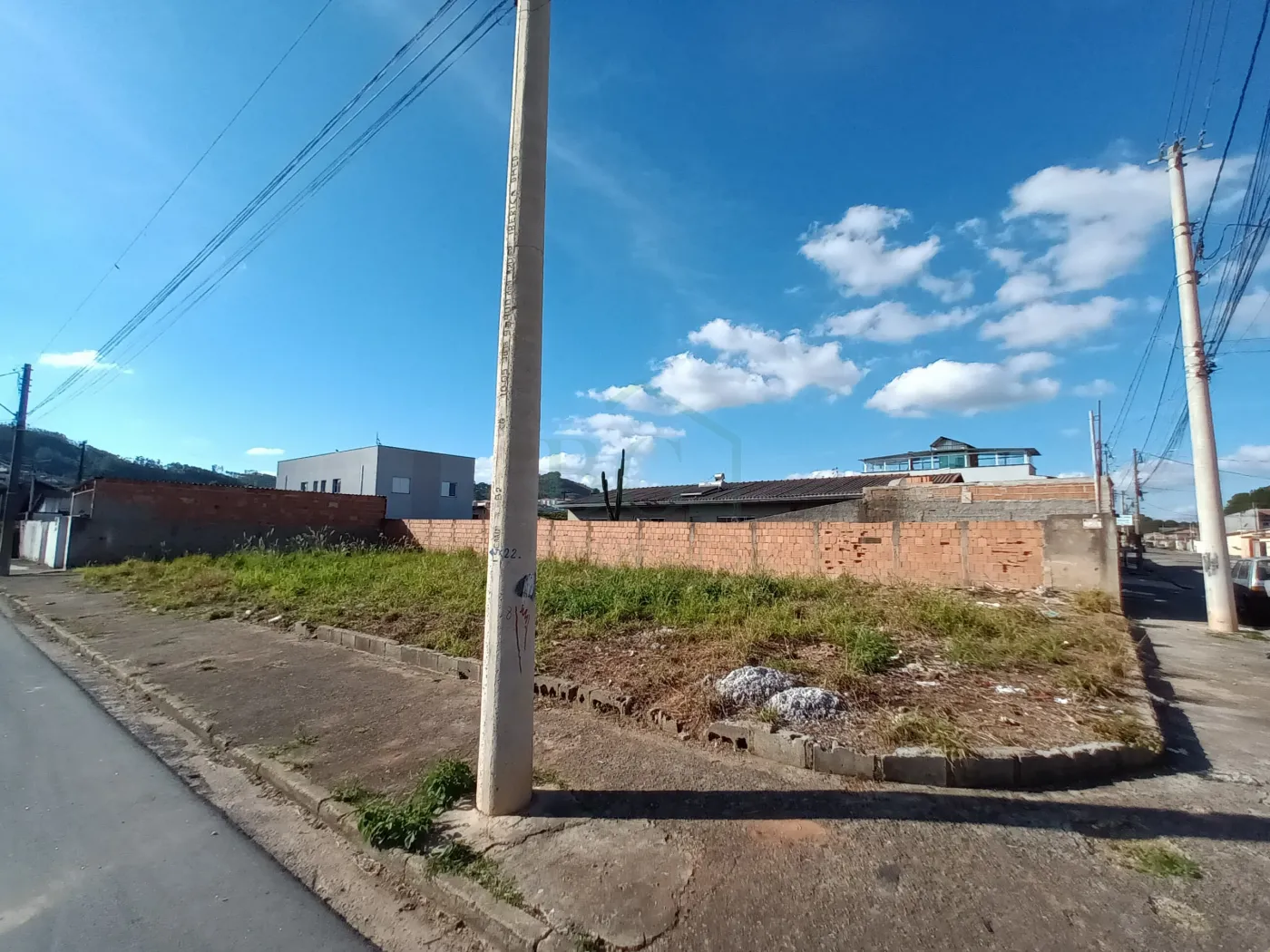 Terreno, 180 m² - Foto 1