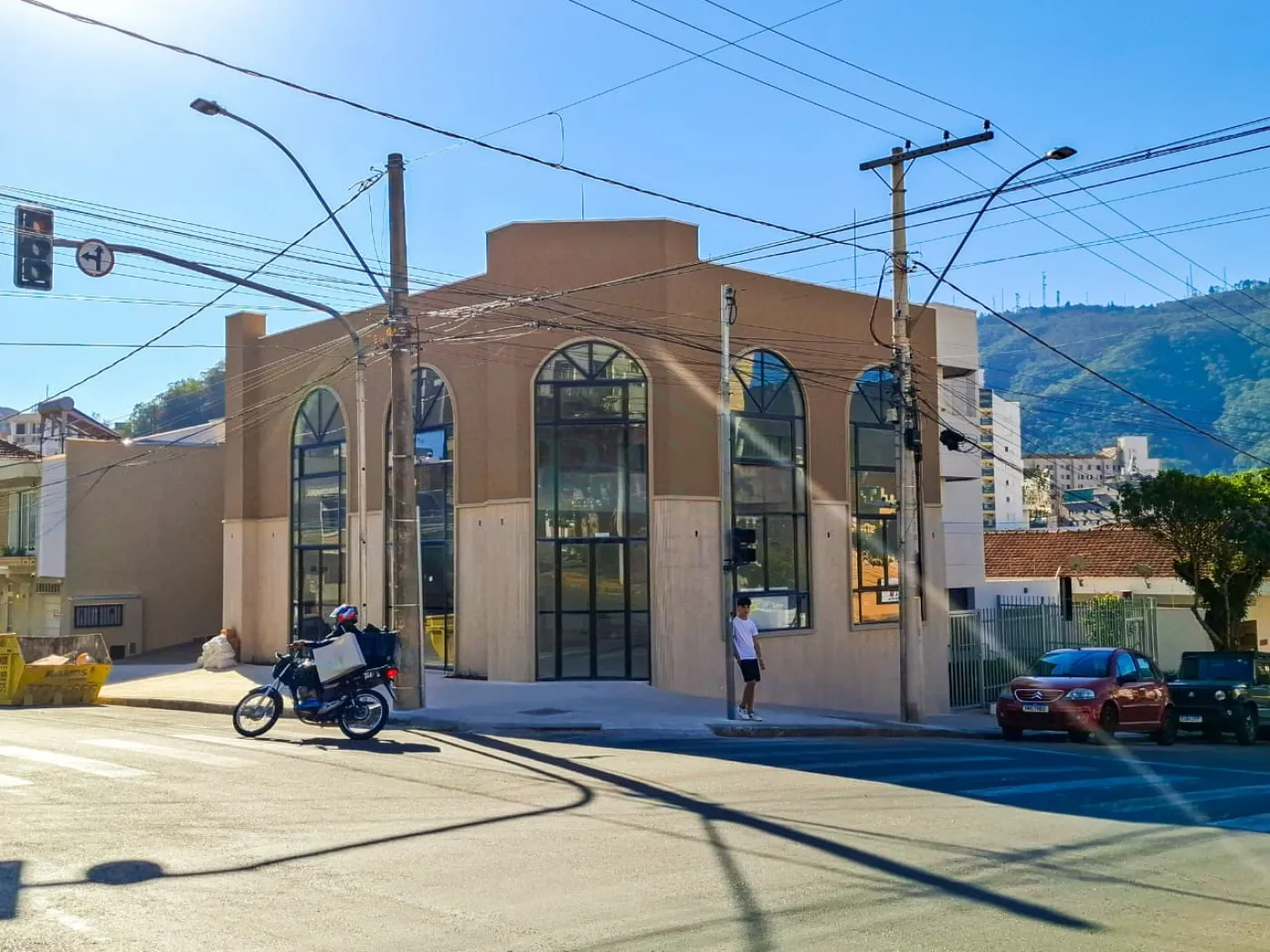 Loja-Salão, 357 m² - Foto 1