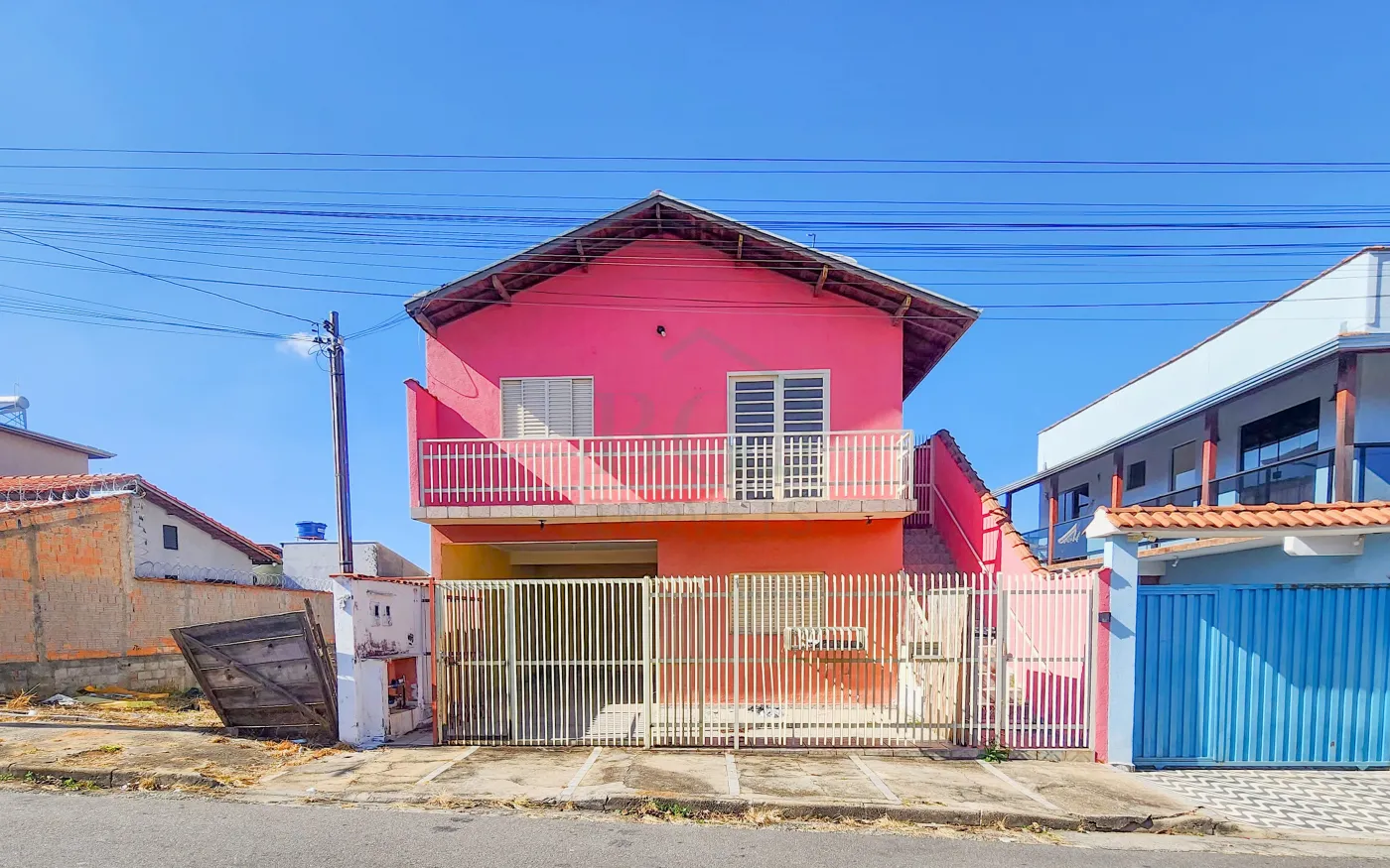 Casa, 2 quartos, 82 m² - Foto 1