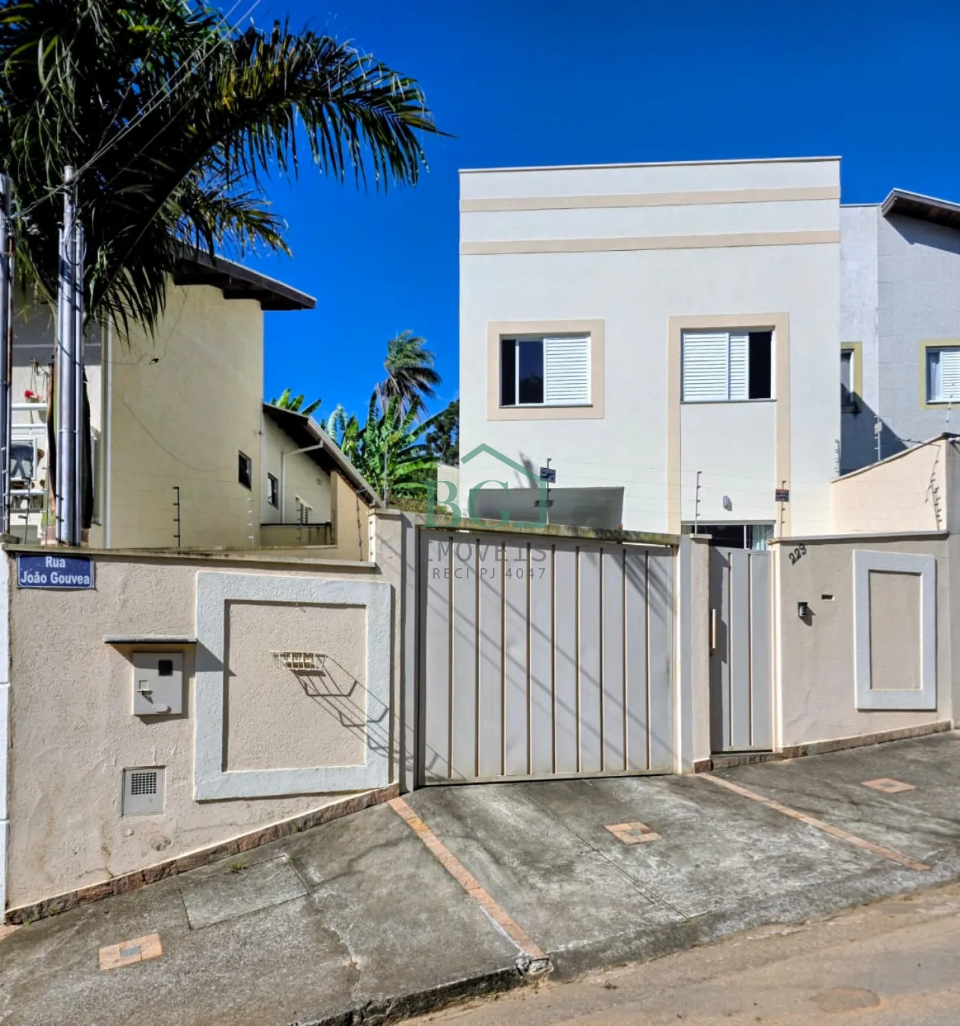 Casa, 3 quartos, 113 m² - Foto 1