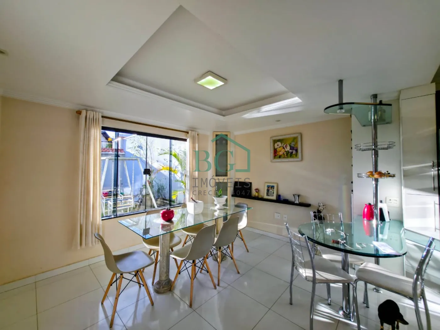 Casa, 3 quartos, 248 m² - Foto 4