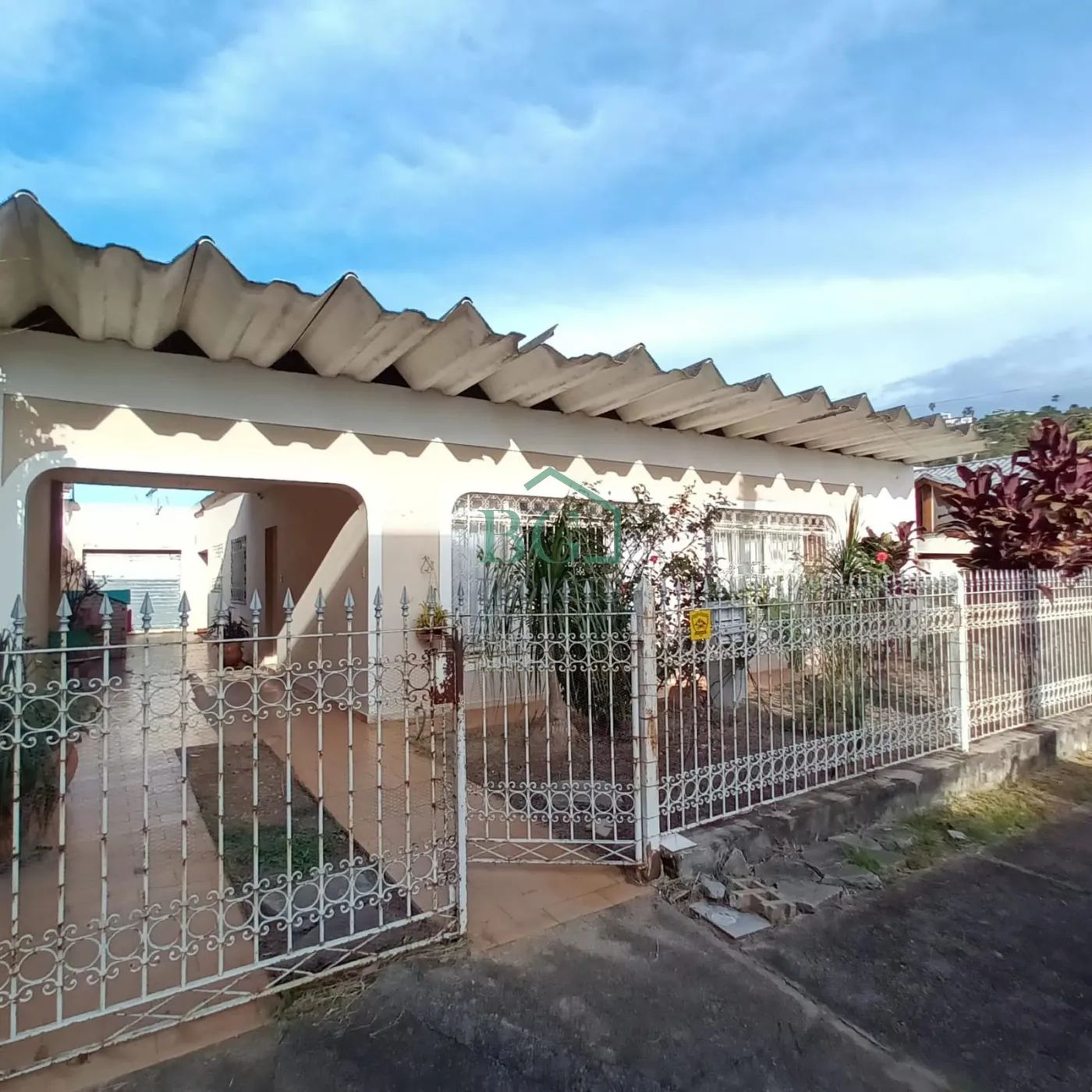 Comprar Casas / Padr&atilde;o em Po&ccedil;os de Caldas R$ 790.000,00 - Foto 1