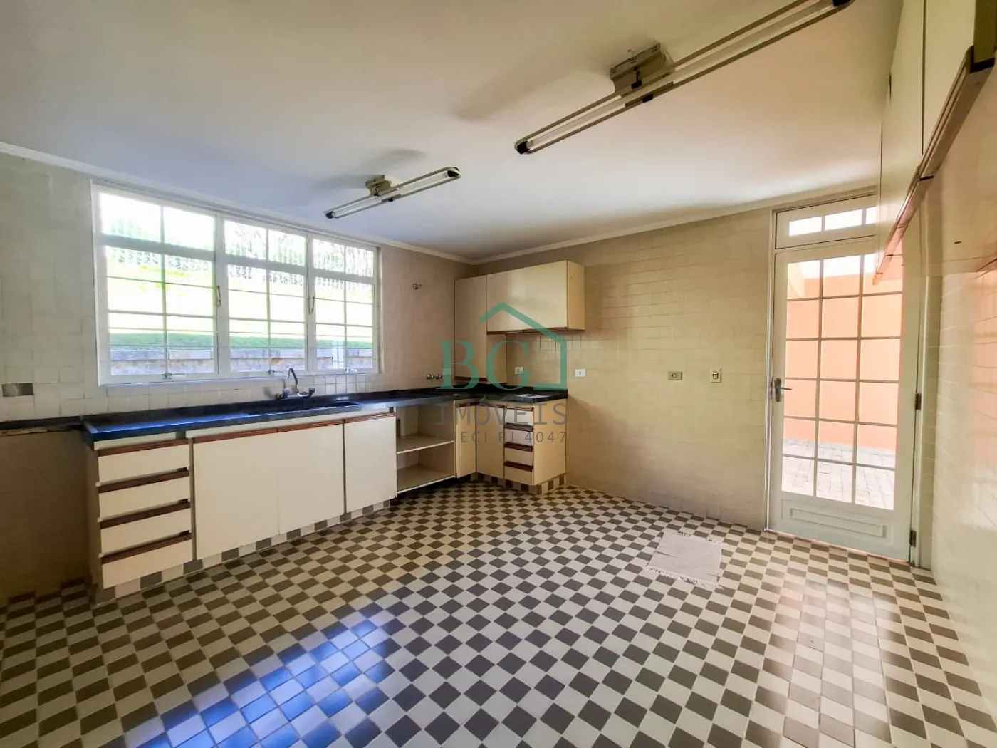Casa, 3 quartos, 215 m² - Foto 25