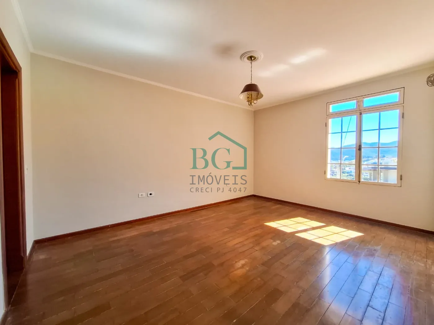 Casa, 3 quartos, 215 m² - Foto 14