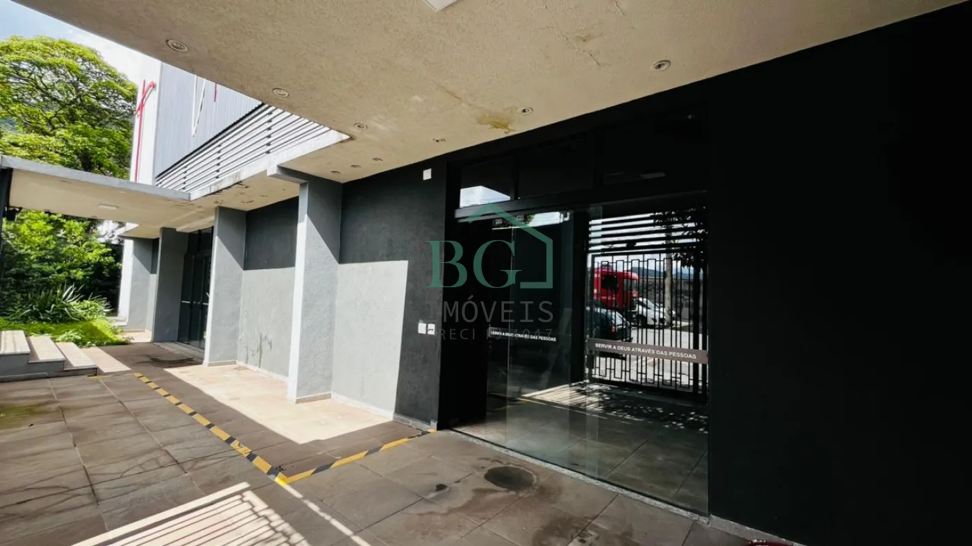 Alugar Comercial / Galp&atilde;o em Po&ccedil;os de Caldas R$ 13.000,00 - Foto 2