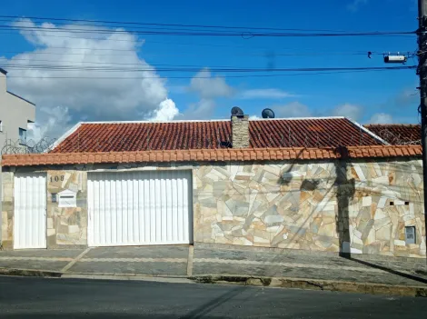 Pocos de Caldas Parque Vivaldi Leite Ribeiro Casa Venda R$1.650.000,00 5 Dormitorios 3 Vagas Area do terreno 300.00m2 