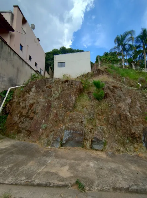 Pocos de Caldas Parque Primavera Casa Venda R$250.000,00 2 Dormitorios  Area do terreno 320.00m2 