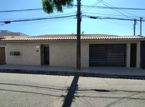 Pocos de Caldas Jardim Country Club Casa Venda R$850.000,00 3 Dormitorios 2 Vagas Area do terreno 250.00m2 Area construida 160.00m2