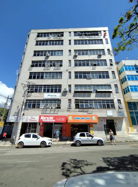 Pocos de Caldas Centro Apartamento Venda R$1.180.000,00 Condominio R$1.200,00 3 Dormitorios 2 Vagas Area do terreno 307.50m2 