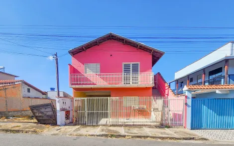 Pocos de Caldas Sao Bento Casa Locacao R$ 1.400,00 2 Dormitorios  