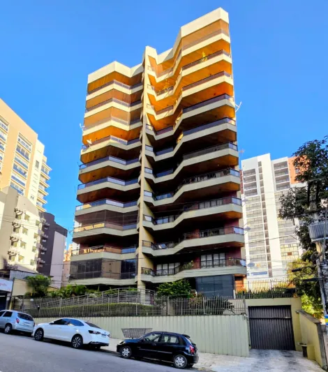 Pocos de Caldas Centro Apartamento Venda R$1.600.000,00 Condominio R$1.100,00 4 Dormitorios 2 Vagas 