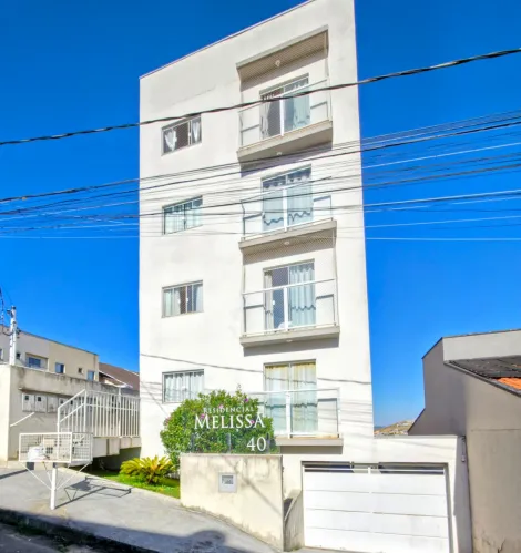 Apartamento no bairro Santa Ângela