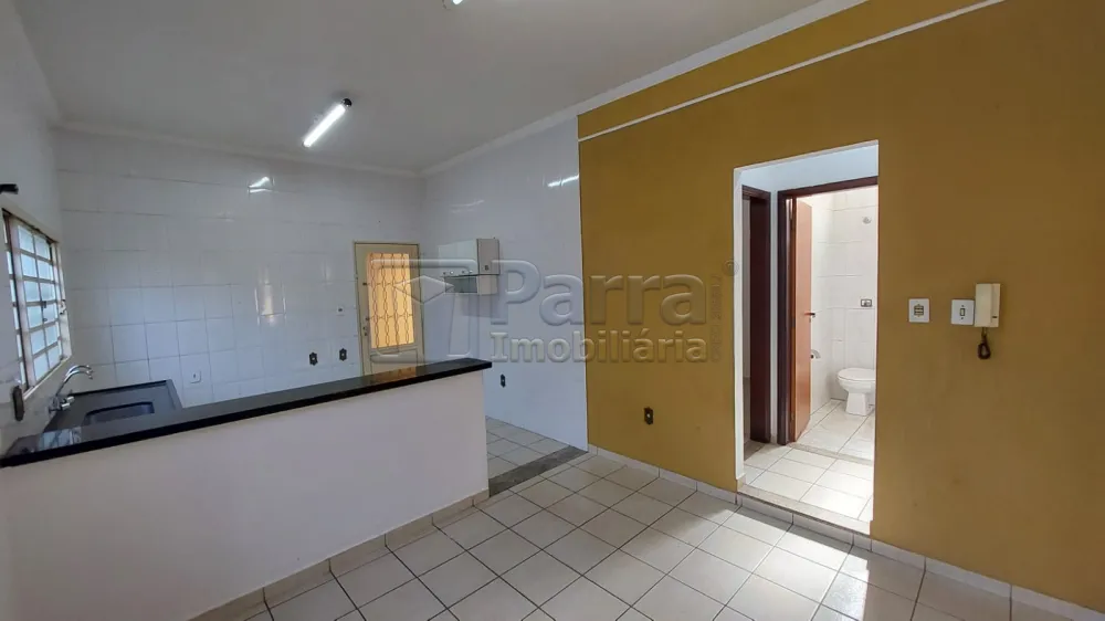 Alugar Casa / Padr&atilde;o em Franca R$ 1.500,00 - Foto 6